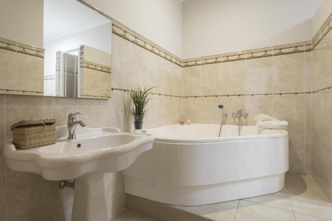A Vista Ri Luocci Hotel Modica Luaran gambar